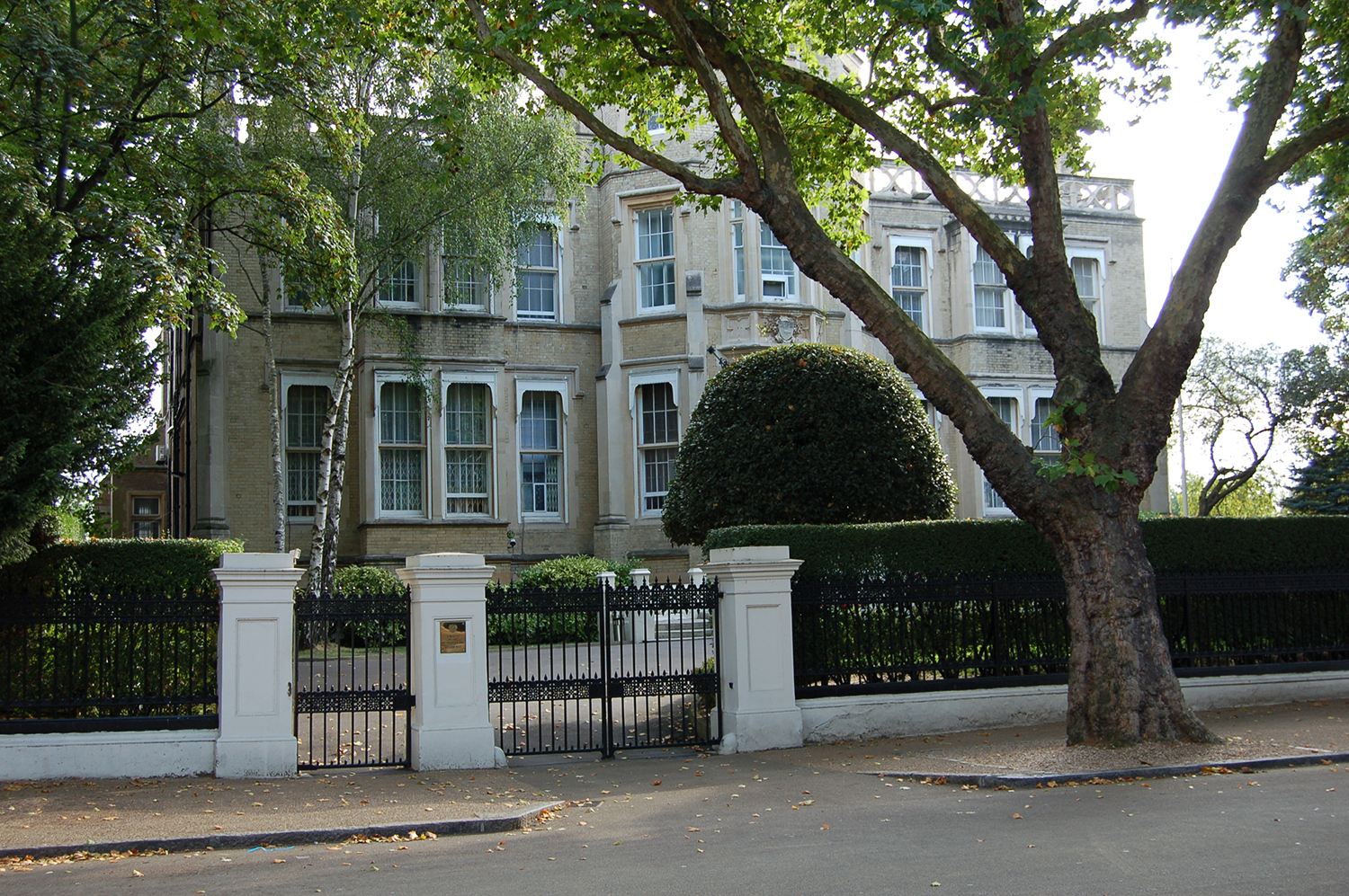 Kensington Palace Gardens, W8